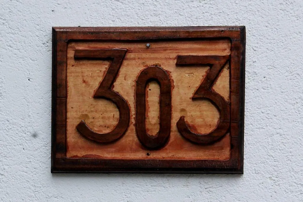 303 Homestay Kandy